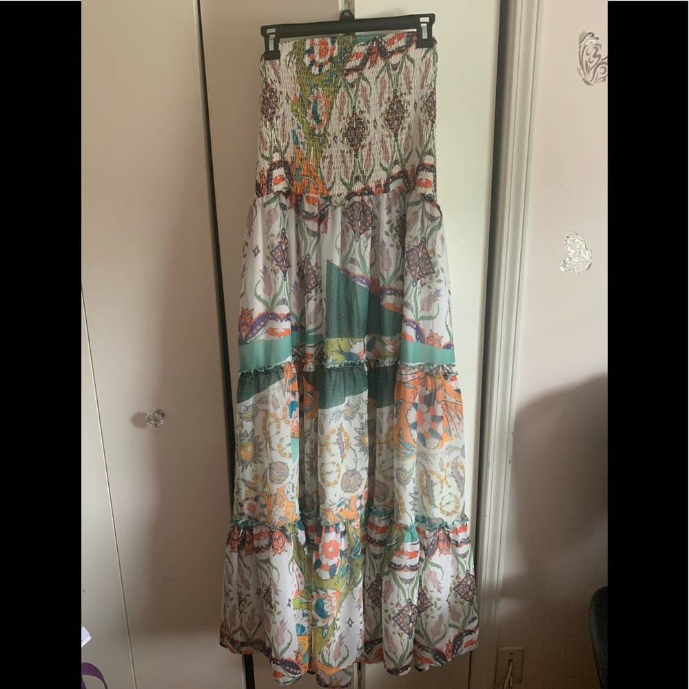 Strapless dress